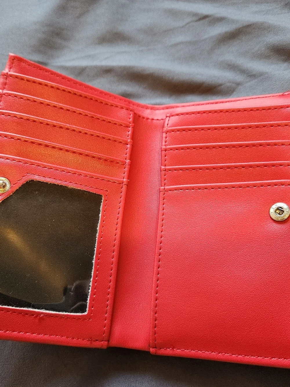 Madden Girl compact madden